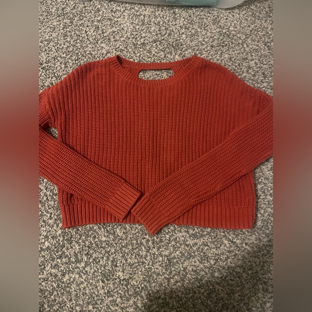 Women's burgundy Sweater